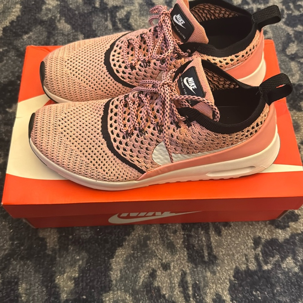 Nike Air Max Thea Ultra Flyknit W10